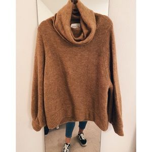 Artizia 1-01 Babaton Adichie Turtleneck Sweater